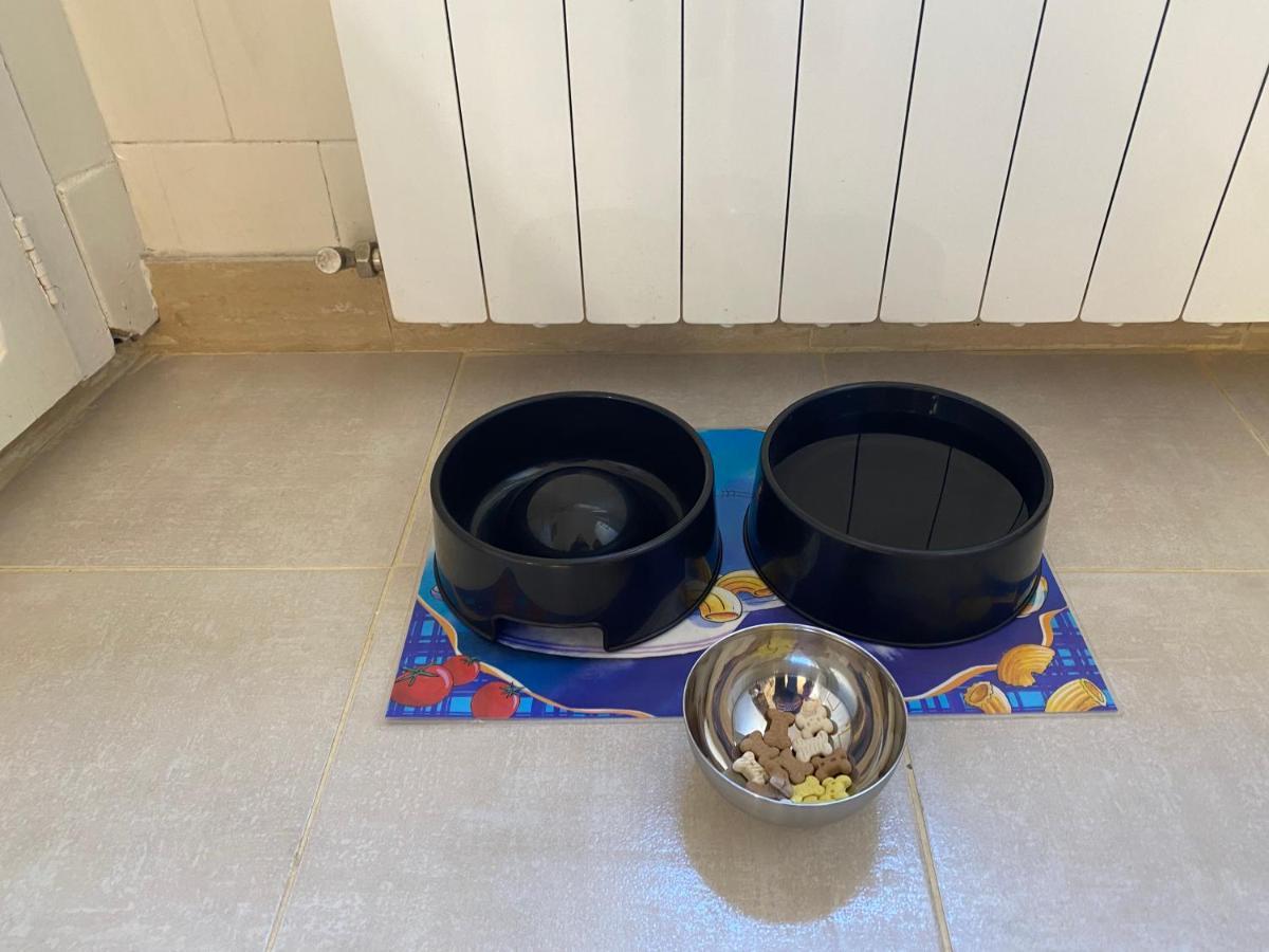 Chez Helene 3 Etoiles, Labellise Disabled Pmr,Pour 4 Personnes Chiens Bienvenus-Pet Friendly Apartment Бур-Мадам Екстериор снимка