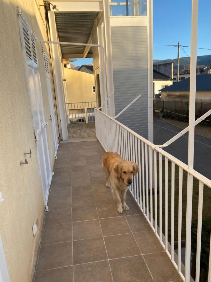 Chez Helene 3 Etoiles, Labellise Disabled Pmr,Pour 4 Personnes Chiens Bienvenus-Pet Friendly Apartment Бур-Мадам Екстериор снимка