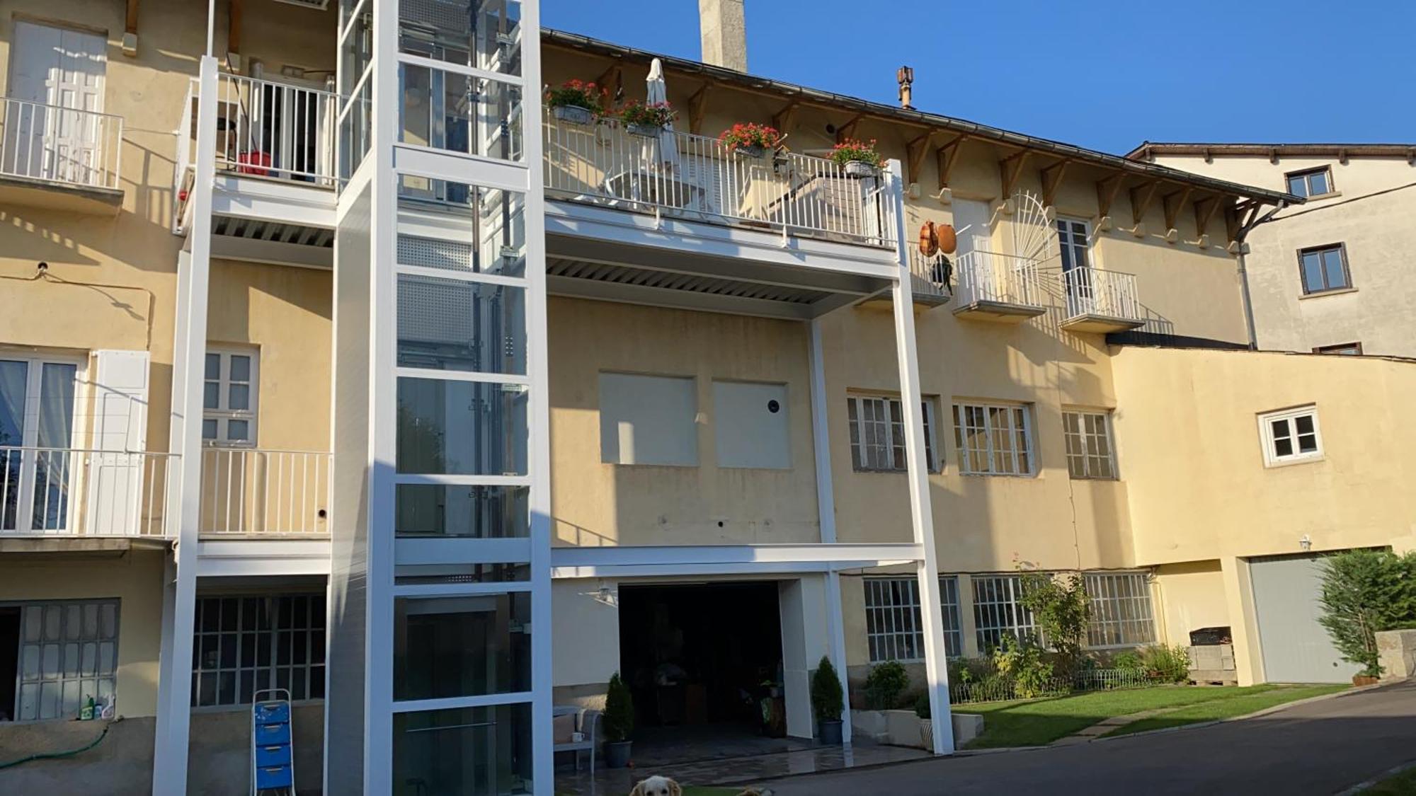 Chez Helene 3 Etoiles, Labellise Disabled Pmr,Pour 4 Personnes Chiens Bienvenus-Pet Friendly Apartment Бур-Мадам Екстериор снимка